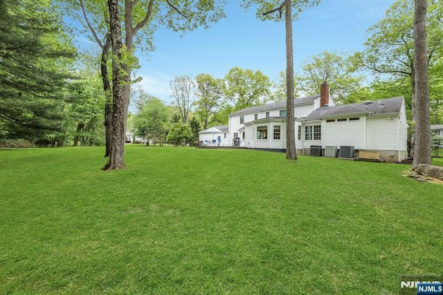 37 Longridge Road, Montvale, NJ 07645