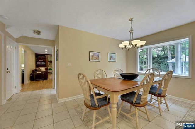 37 Longridge Road, Montvale, NJ 07645