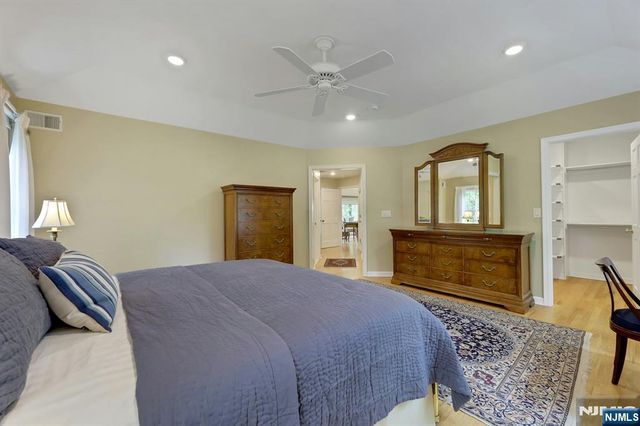 37 Longridge Road, Montvale, NJ 07645