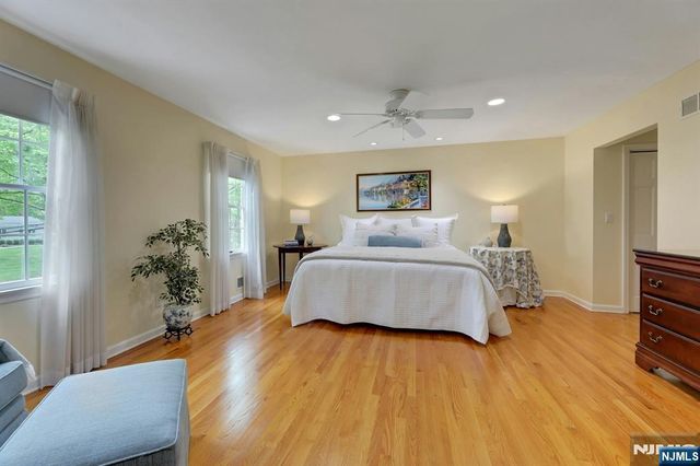37 Longridge Road, Montvale, NJ 07645