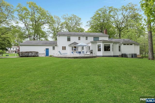 37 Longridge Road, Montvale, NJ 07645
