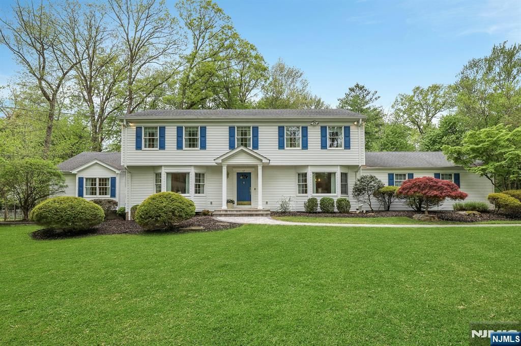 37 Longridge Road, Montvale, NJ 07645