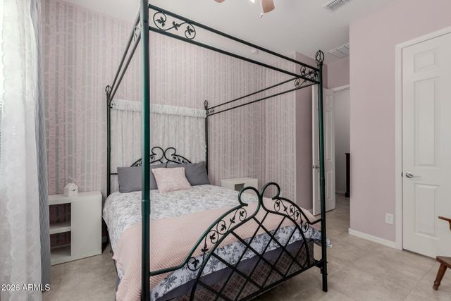 3425 E BART Street, Gilbert, AZ 85295