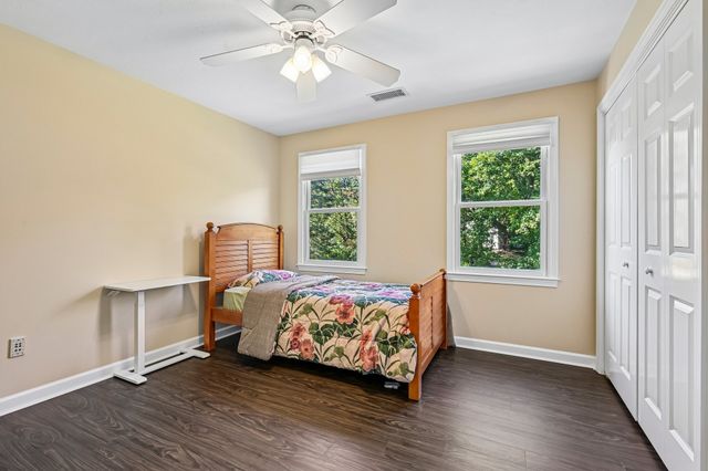 2 Stone Meadow Farm Dr, Shrewsbury, MA 01545