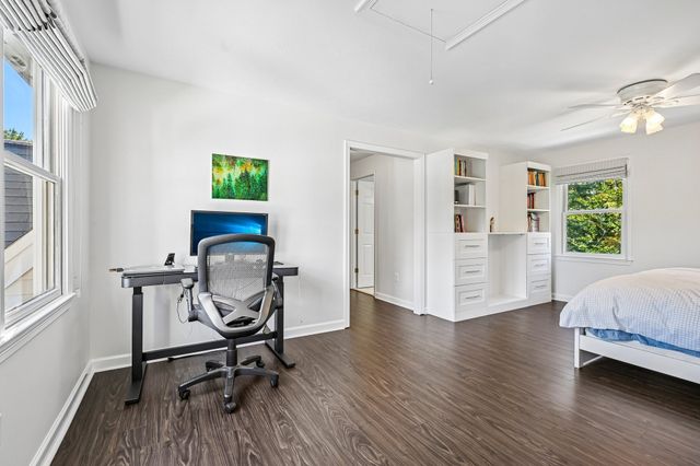 2 Stone Meadow Farm Dr, Shrewsbury, MA 01545
