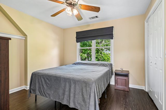 2 Stone Meadow Farm Dr, Shrewsbury, MA 01545