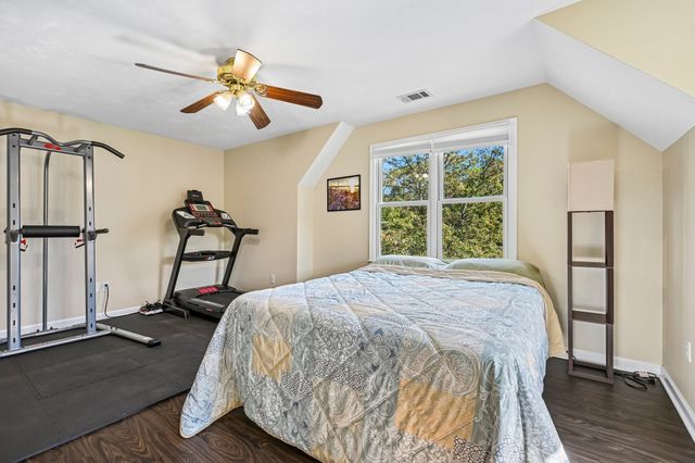 2 Stone Meadow Farm Dr, Shrewsbury, MA 01545