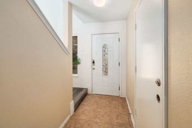 120 Mallard LN, Leander, TX 78641