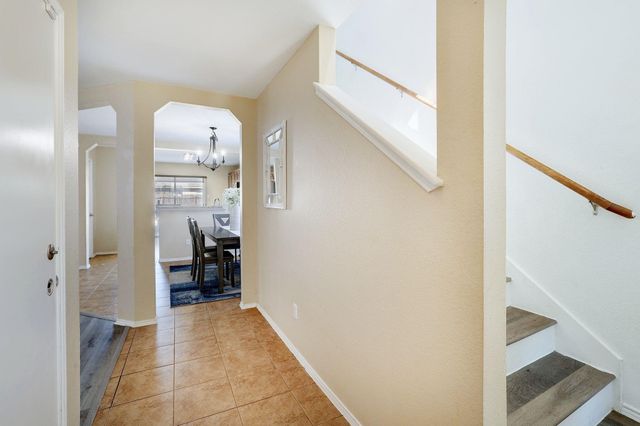 120 Mallard LN, Leander, TX 78641