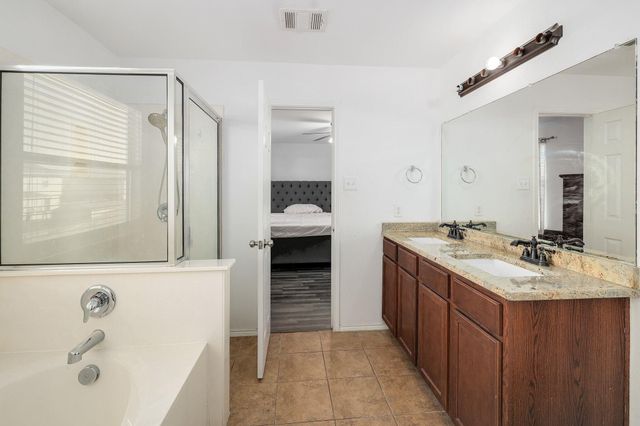 120 Mallard LN, Leander, TX 78641