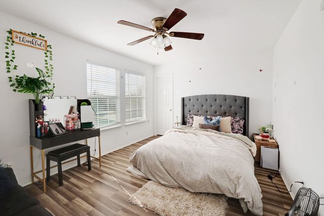 120 Mallard LN, Leander, TX 78641