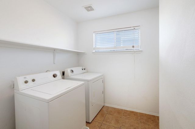 120 Mallard LN, Leander, TX 78641