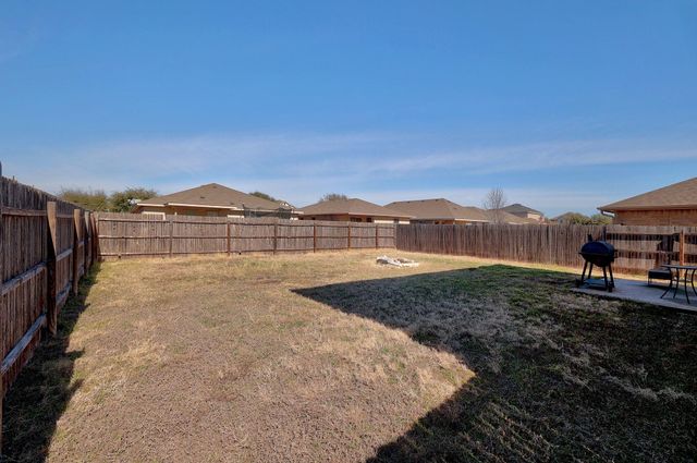 120 Mallard LN, Leander, TX 78641