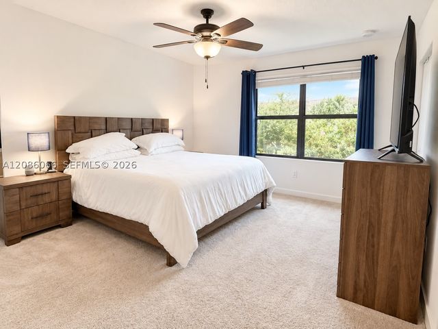 5013 Woods Edge Cir, Riviera Beach, FL 33410