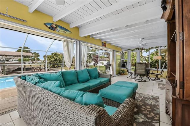 4814 SW 1st CT, Cape Coral, FL 33914