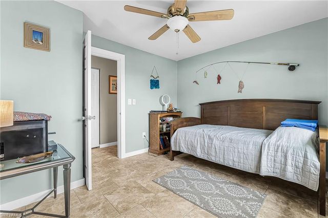 4814 SW 1st CT, Cape Coral, FL 33914