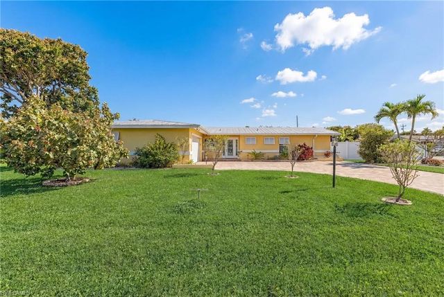 4814 SW 1st CT, Cape Coral, FL 33914