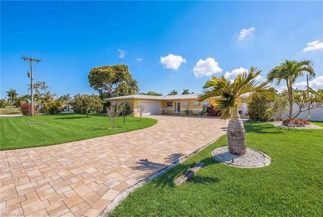 4814 SW 1st CT, Cape Coral, FL 33914