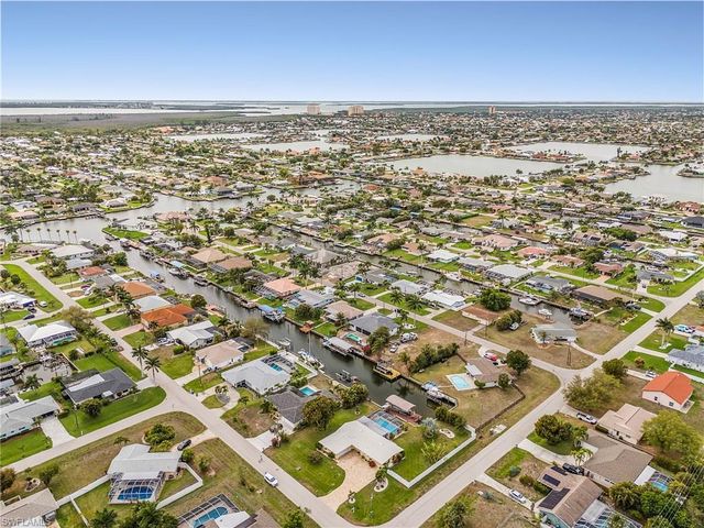 4814 SW 1st CT, Cape Coral, FL 33914