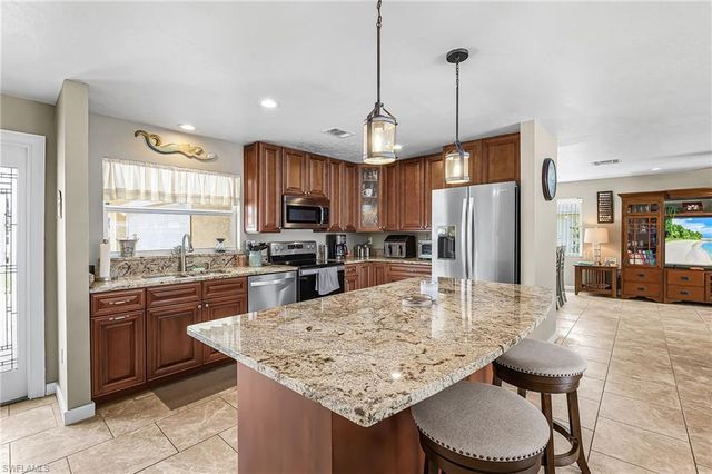 4814 SW 1st CT, Cape Coral, FL 33914