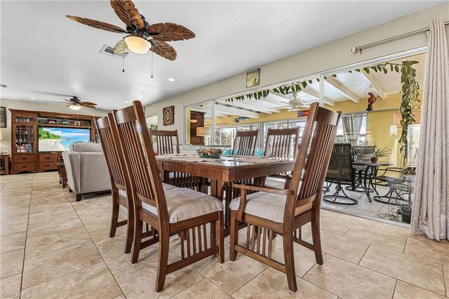 4814 SW 1st CT, Cape Coral, FL 33914