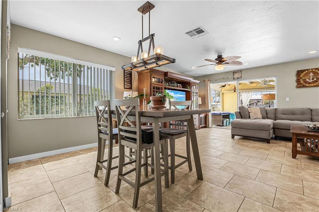 4814 SW 1st CT, Cape Coral, FL 33914