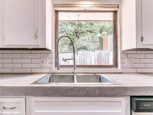 6517 Dulane Circle, Oklahoma City, OK 73132