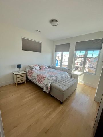 254 Spencer Avenue 5, Chelsea, MA 02150