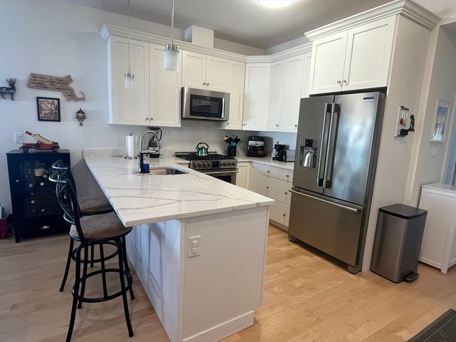 254 Spencer Avenue 5, Chelsea, MA 02150