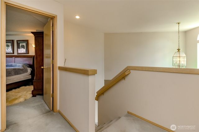 176 Eagle Ridge Drive E, Puyallup, WA 98374