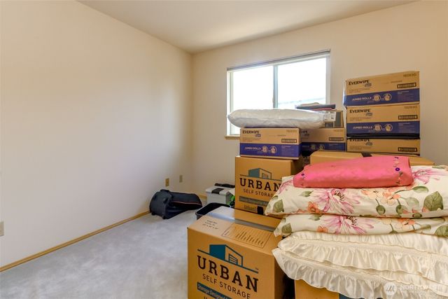 176 Eagle Ridge Drive E, Puyallup, WA 98374