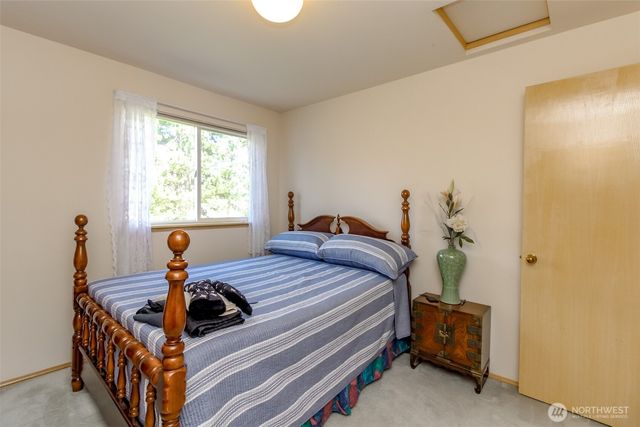 176 Eagle Ridge Drive E, Puyallup, WA 98374