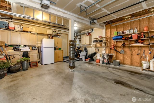 176 Eagle Ridge Drive E, Puyallup, WA 98374