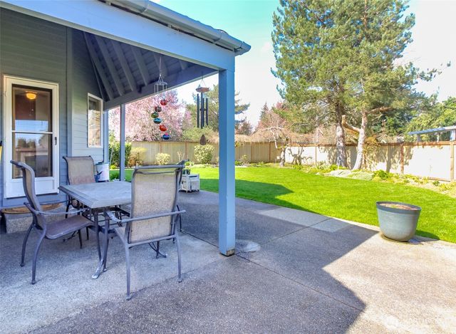 176 Eagle Ridge Drive E, Puyallup, WA 98374