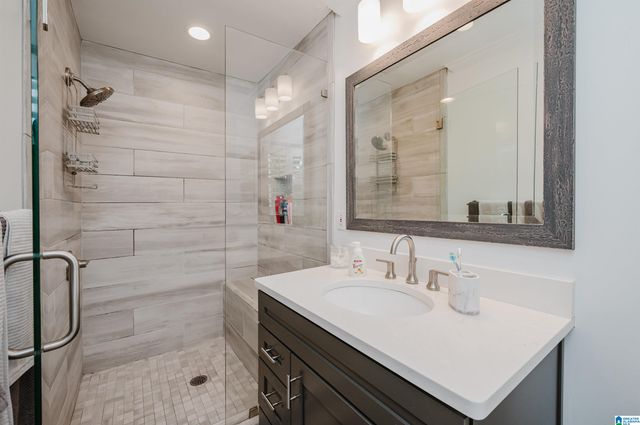 2613 SWISS LANE, Vestavia Hills, AL 35226