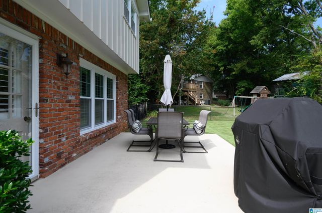 2613 SWISS LANE, Vestavia Hills, AL 35226