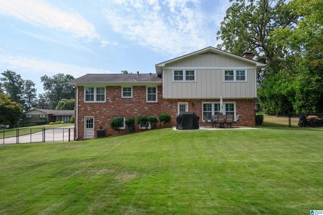 2613 SWISS LANE, Vestavia Hills, AL 35226