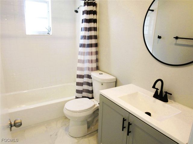 2122 SE 5th TER, Cape Coral, FL 33990