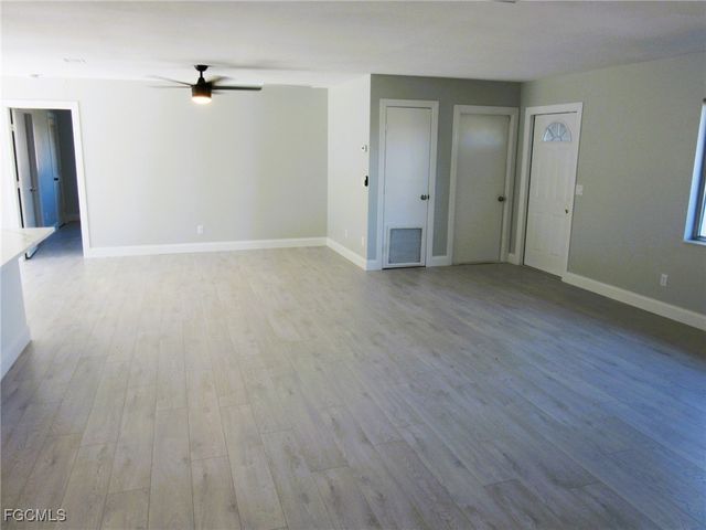 2122 SE 5th TER, Cape Coral, FL 33990