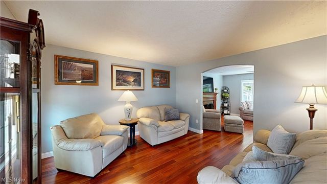 5365 Lenore Drive, Mentor, OH 44060