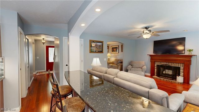 5365 Lenore Drive, Mentor, OH 44060