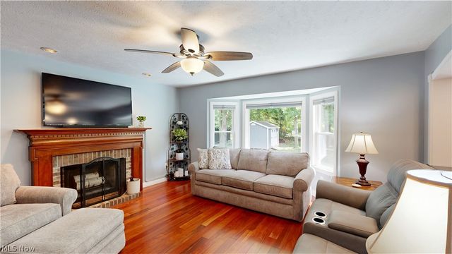 5365 Lenore Drive, Mentor, OH 44060