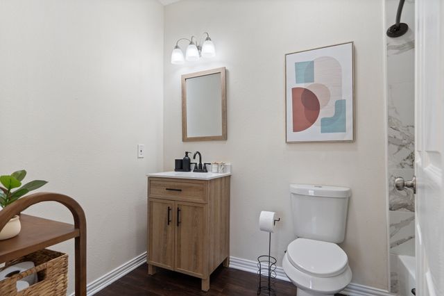 4216 E Side Avenue, Dallas, TX 75226