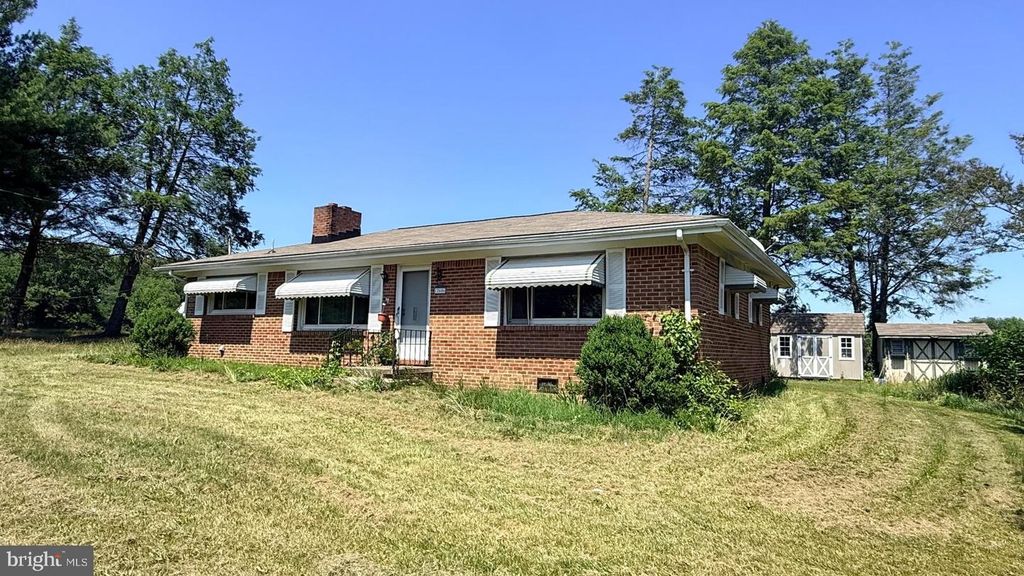 12606 CROOM RD, Upper Marlboro, MD 20772