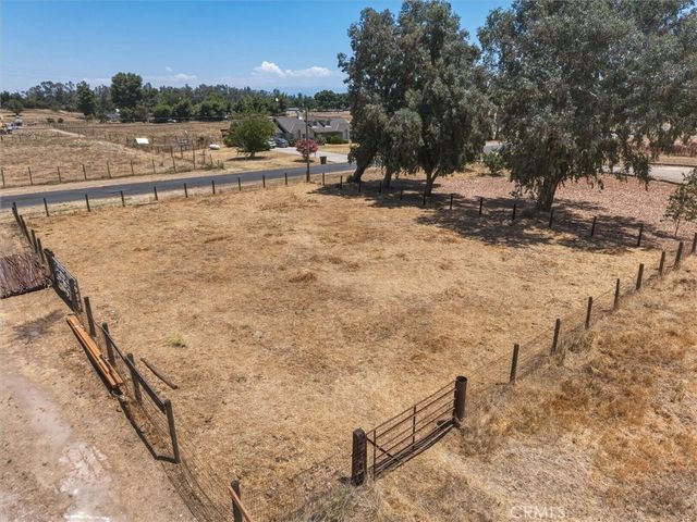 30664 Donald Avenue, Madera, CA 93636