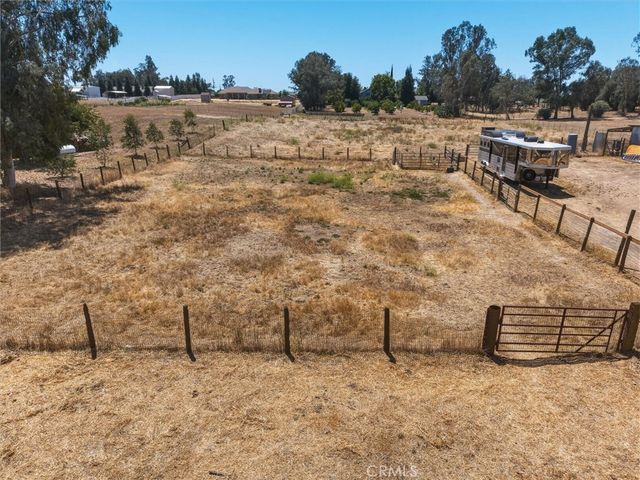 30664 Donald Avenue, Madera, CA 93636