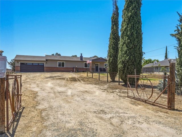 30664 Donald Avenue, Madera, CA 93636