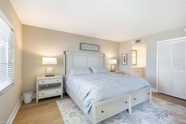 3443 Gulf Shore BLVD N # 309, Naples, FL 34103