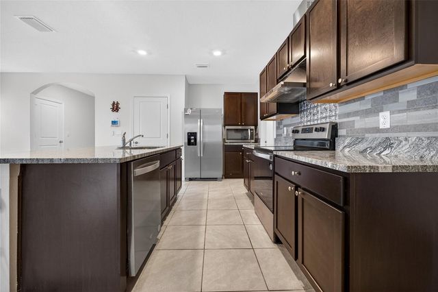 17048 OVAL RUM DRIVE, Wimauma, FL 33598