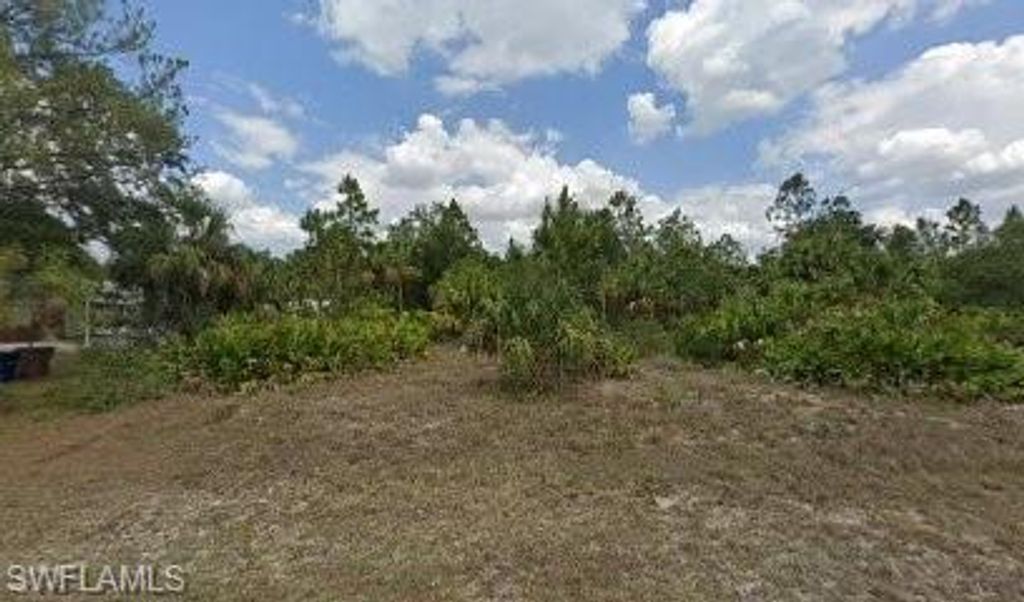 2310 Louis AVE, Alva, FL 33920